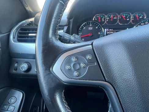 Used 2019 Chevrolet Suburban LT image 20