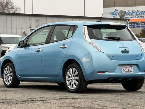 Used 2015 Nissan Leaf S w/ Charge Package image 6