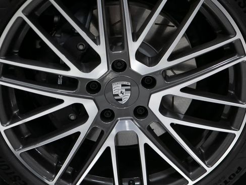 New 2026 Porsche Panamera 4 image 11