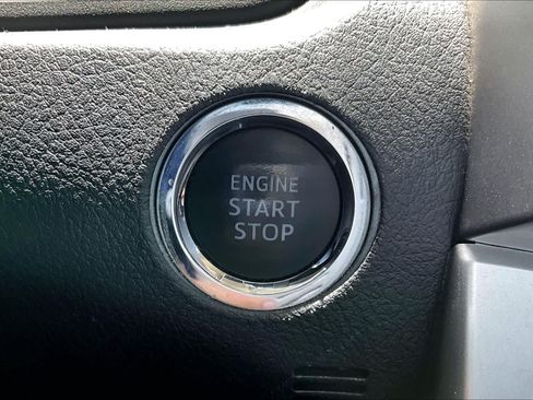 Used 2022 Toyota 4Runner SR5 RWD image 32