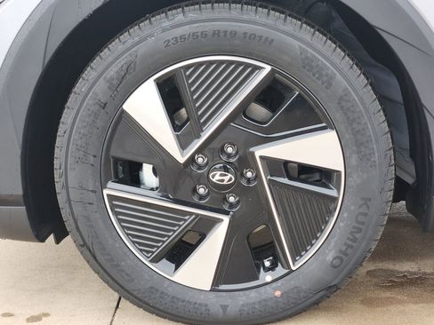 New 2026 Hyundai Ioniq 5 SE image 5