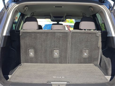 Used 2023 Nissan Rogue SV image 25