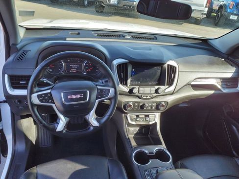 Used 2023 GMC Terrain SLT image 14