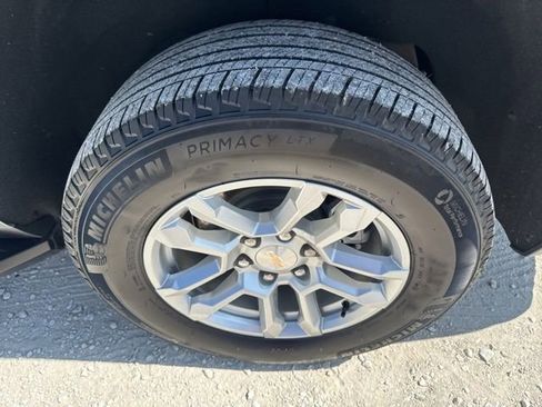 Used 2025 Chevrolet Tahoe LT AWD/4WD image 11