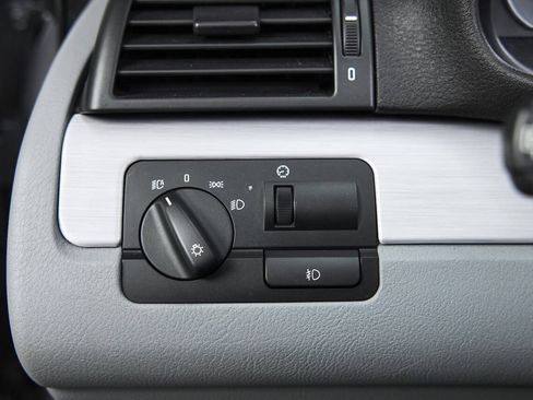 Used 2005 BMW M3 Convertible RWD image 63