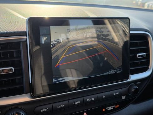 New 2025 Hyundai Venue SEL image 26