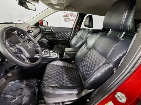 Used 2022 Mitsubishi Outlander SEL image 25