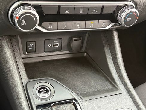 Certified 2024 Nissan Sentra S image 22