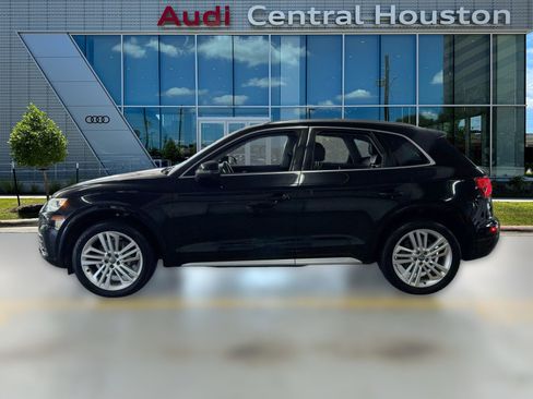 Used 2018 Audi Q5 2.0T Premium Plus w/ Premium Plus Package image 2
