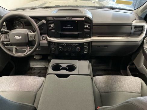 New 2025 Ford F250 XLT w/ FX4 Off-Road Package image 15