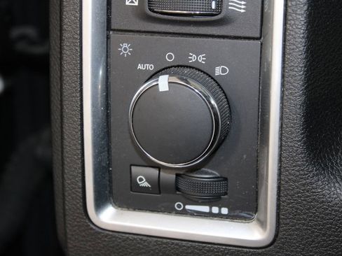 Used 2024 RAM 1500 Classic Warlock image 37