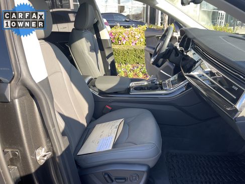 Used 2025 Audi Q8 Premium Plus image 35