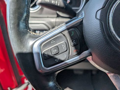 Used 2021 Jeep Wrangler Unlimited Sahara AWD/4WD image 11