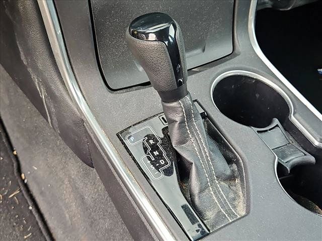 Used 2015 Toyota Camry LE FWD image 14