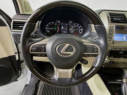 Used 2021 Lexus GX 460 Premium w/ Premium Package AWD/4WD image 11