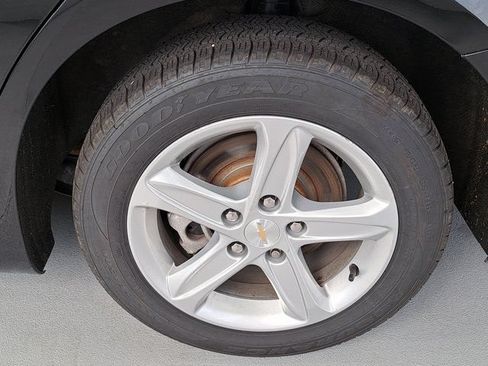 Used 2024 Chevrolet Malibu LT FWD image 31