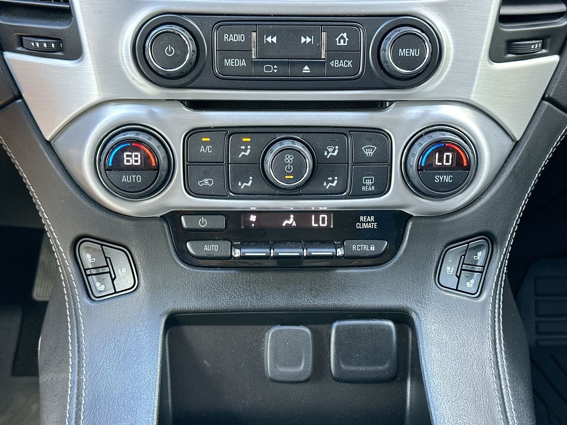 Certified 2018 GMC Yukon SLT w/ Premium Edition RWD image 35