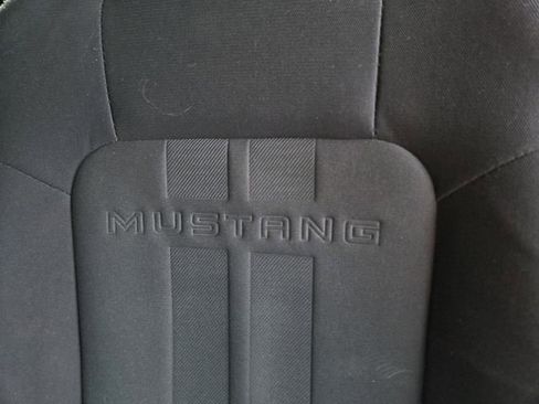 Used 2019 Ford Mustang Coupe image 14