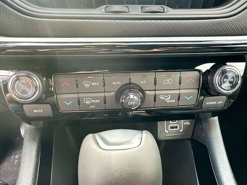 New 2026 Jeep Compass Trailhawk image 15