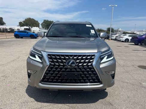 Used 2023 Lexus GX 460 Premium AWD/4WD image 2