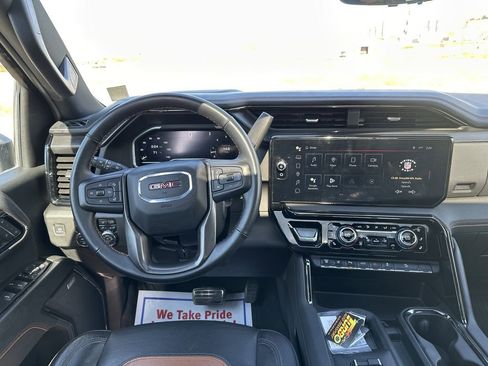 Used 2024 GMC Sierra 3500 AT4 w/ AT4 Premium Plus Package image 18