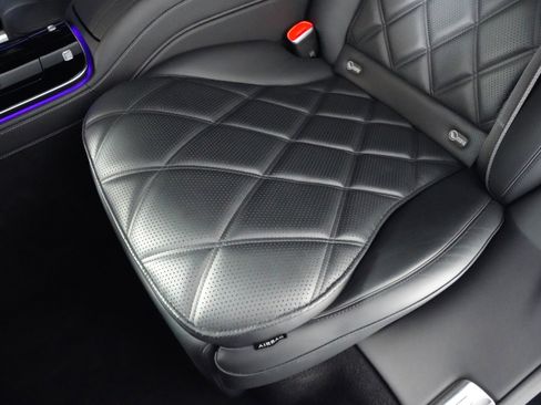 Used 2022 Mercedes-Benz Maybach S 580 4MATIC image 43