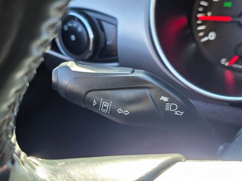 Used 2023 Ford Mustang Premium image 33