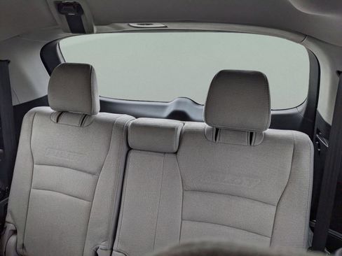 Used 2016 Honda Pilot EX image 23