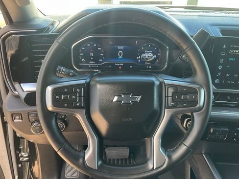 Used 2025 Chevrolet Silverado 2500 LTZ w/ LTZ Plus Package AWD/4WD image 10