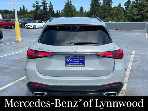 Used 2025 Mercedes-Benz GLC 350e 4MATIC w/ AMG Line image 8