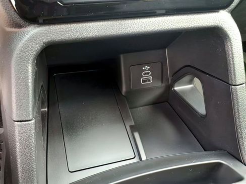 New 2025 Ford Ranger XLT w/ FX4 Off-Road Package image 10