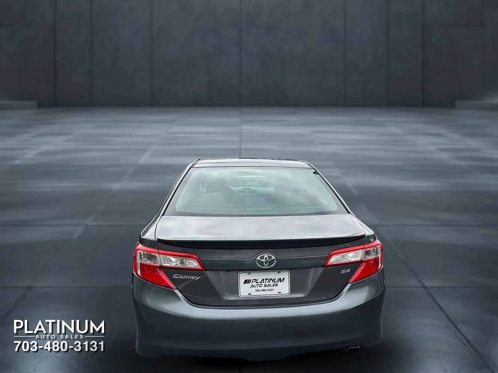 Used 2014 Toyota Camry SE FWD image 7