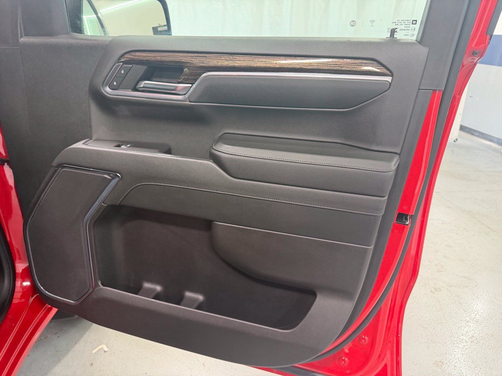 Used 2024 GMC Sierra 1500 Elevation AWD/4WD image 16