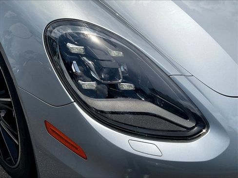 Used 2020 Porsche Panamera 4 AWD/4WD image 29