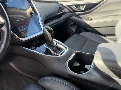 Used 2023 Subaru Outback Limited image 13
