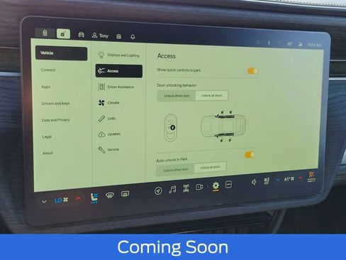 Used 2024 Rivian R1S Adventure image 8