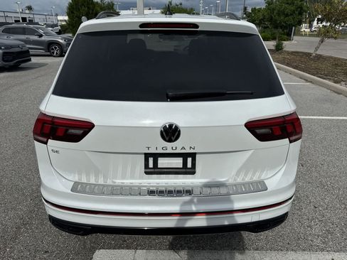 Certified 2023 Volkswagen Tiguan SE R-Line FWD image 13