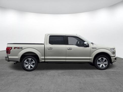 Used 2017 Ford F150 Platinum w/ Equipment Group 701A Luxury AWD/4WD image 3