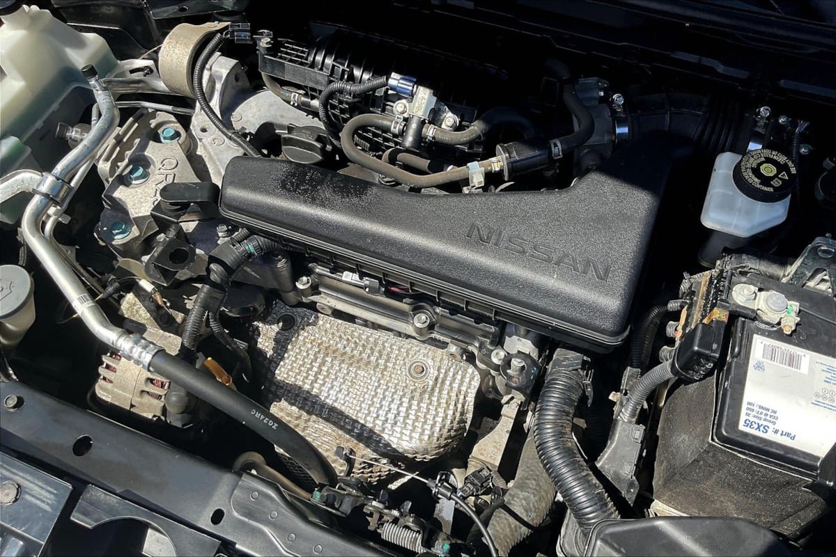 Used 2020 Nissan Rogue S FWD image 29