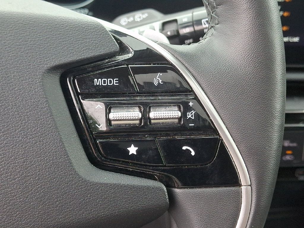 Used 2023 Kia Niro Wave w/ Wave Preserve Package FWD image 24