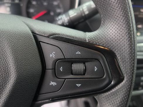 Used 2023 Chevrolet TrailBlazer LT FWD image 24