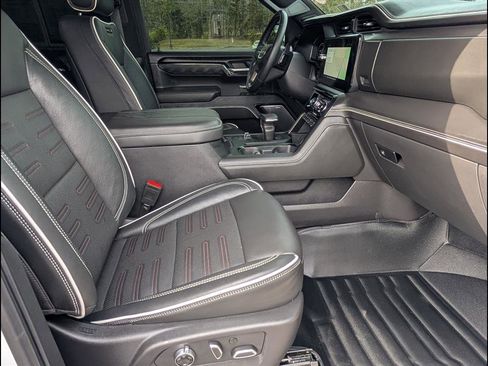 Used 2024 GMC Sierra 1500 AT4X w/ AT4X AEV Edition image 19