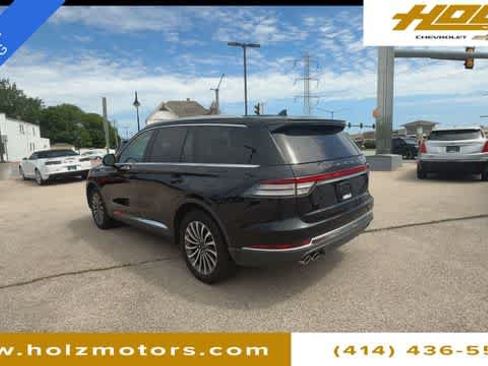 Used 2024 Lincoln Aviator Reserve AWD/4WD image 6