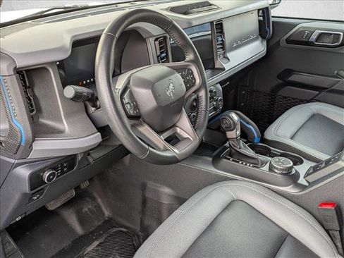 Used 2024 Ford Bronco Black Diamond image 10