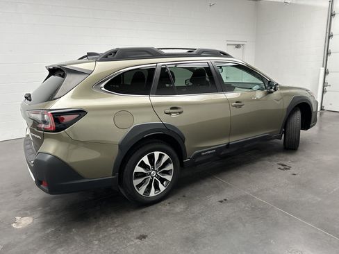 Used 2023 Subaru Outback Limited w/ Popular Package #2 AWD/4WD image 9