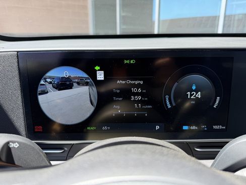 Used 2025 Hyundai Kona Limited FWD image 18