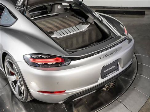 Certified 2021 Porsche 718 Cayman S RWD image 31