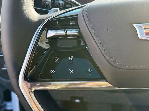 New 2026 Cadillac Escalade Platinum Sport AWD/4WD image 40