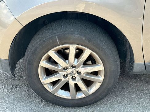 Used 2014 Ford Edge Limited AWD/4WD image 2
