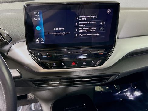 Used 2022 Volkswagen ID.4 Pro image 18